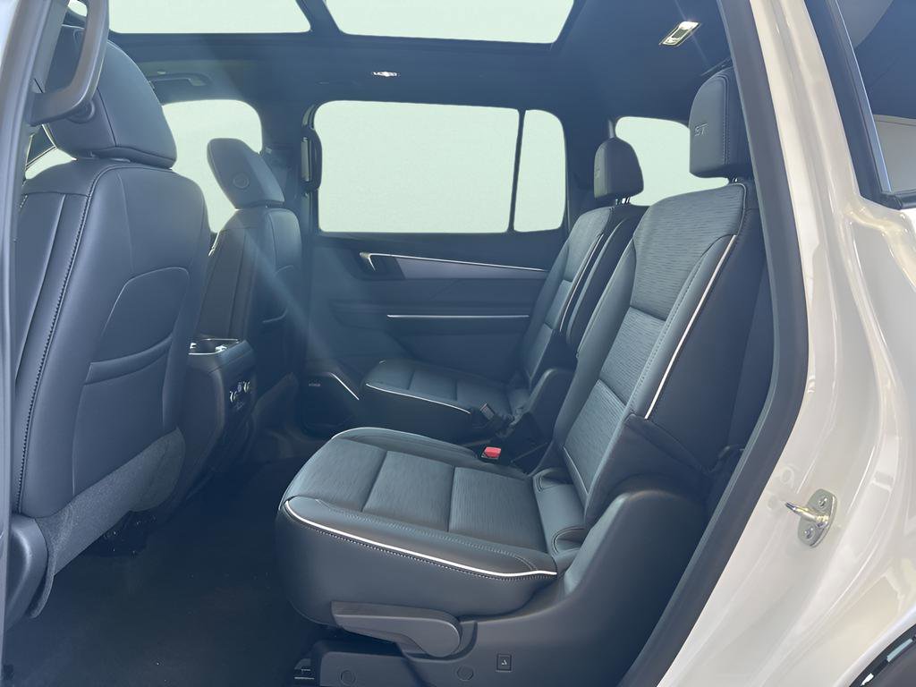 New 2026 Buick Enclave Sport Touring w/ Super Cruise Package image 8