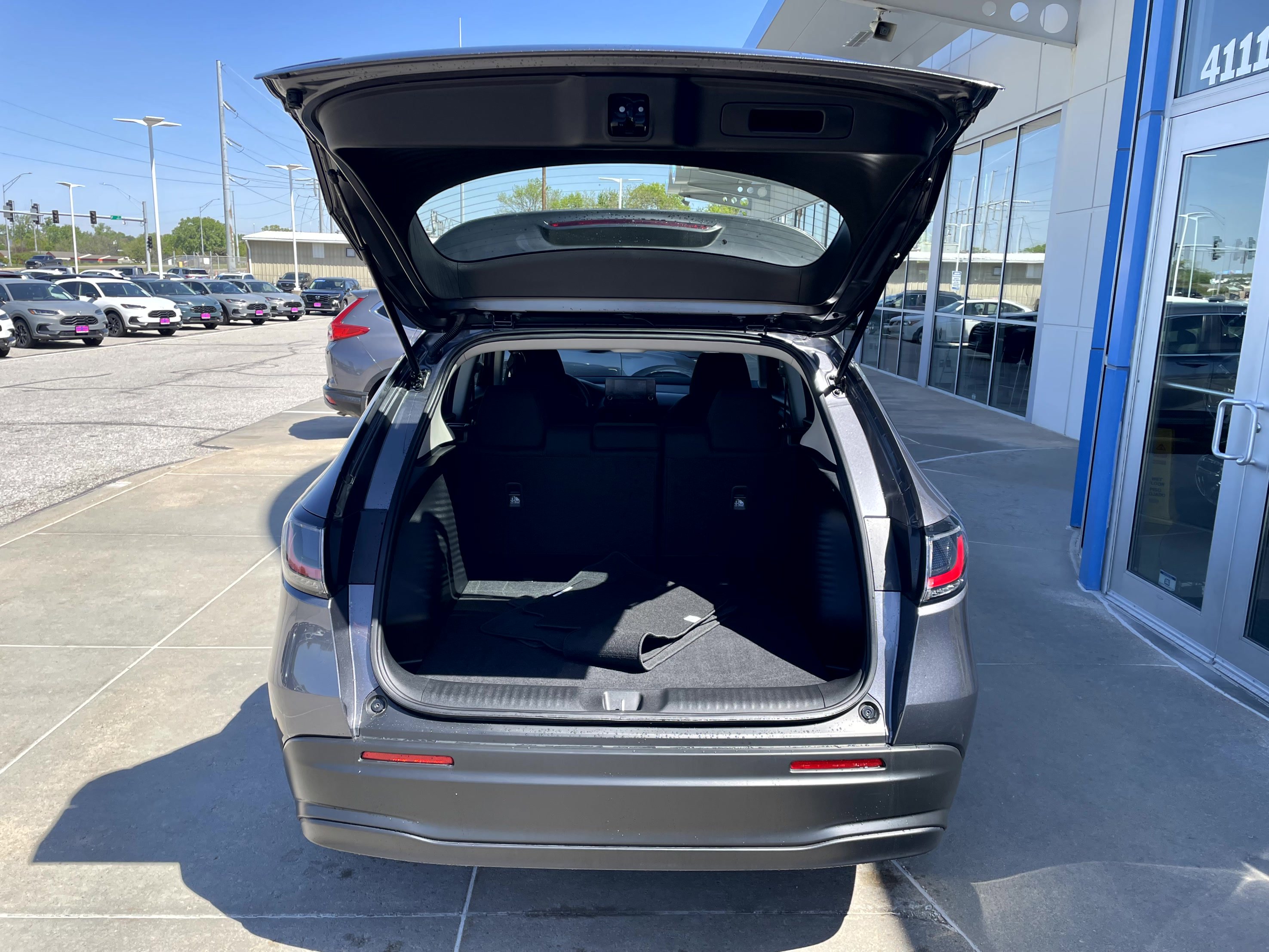 Certified 2024 Honda HR-V LX image 9