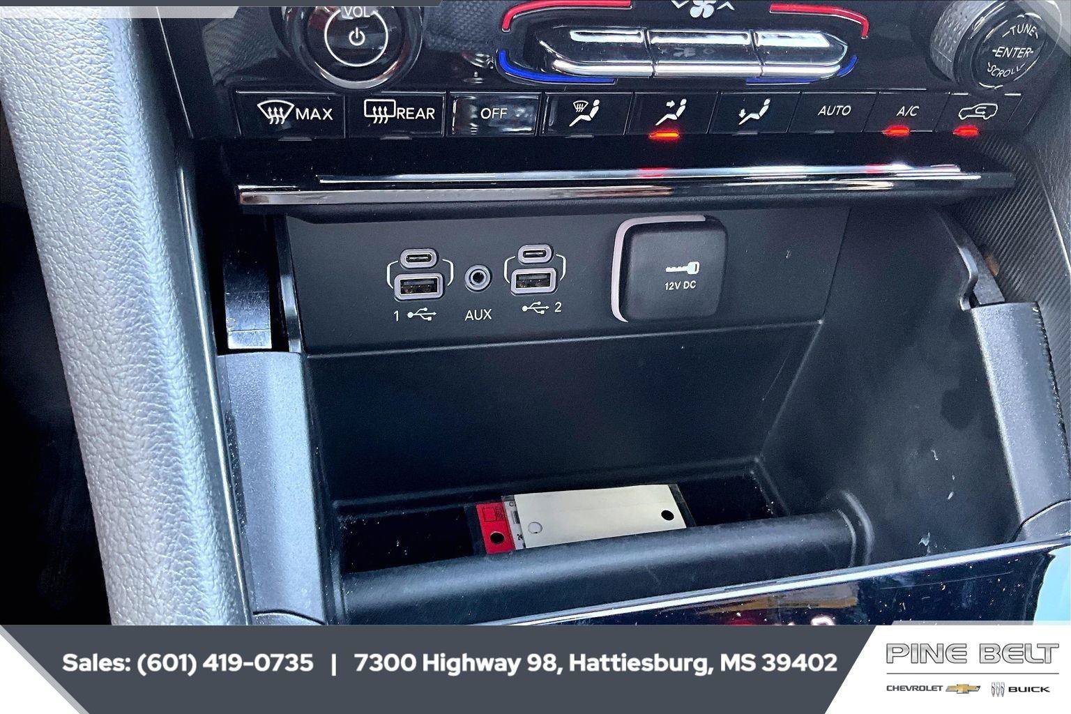 Used 2024 Jeep Grand Cherokee Laredo X RWD image 24