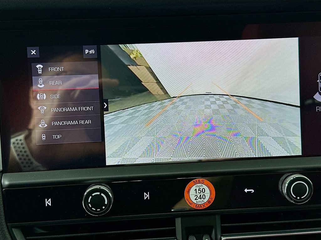 New 2026 Porsche Macan GTS AWD/4WD image 17