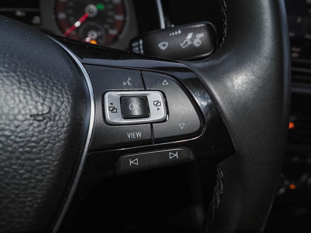 Used 2019 Volkswagen Jetta SE image 29