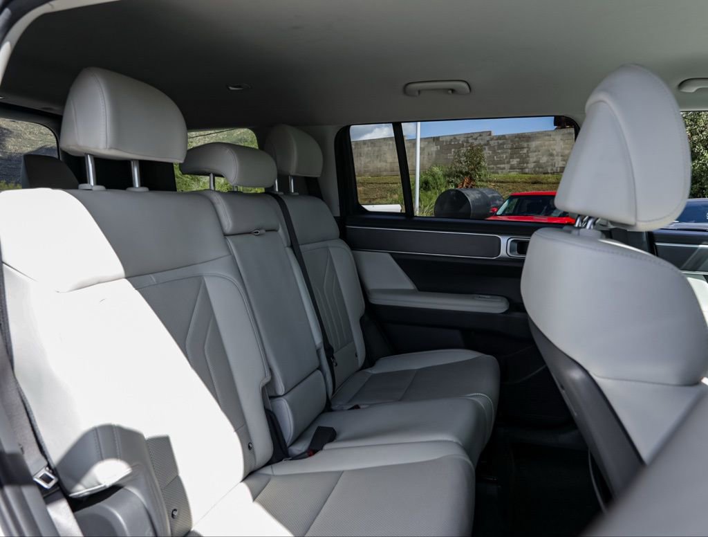 Used 2024 Hyundai Santa Fe SEL image 21