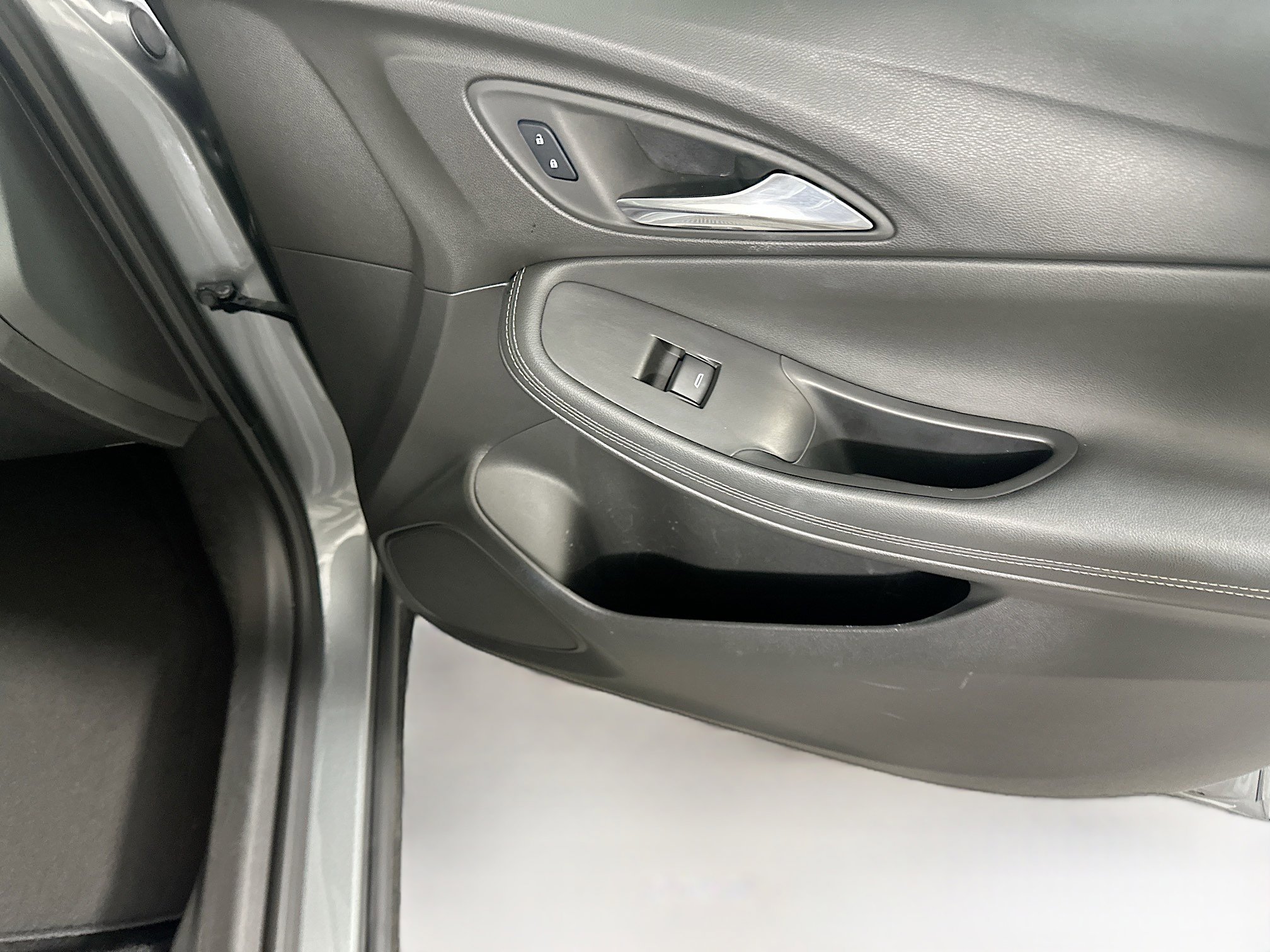 Used 2025 Buick Encore GX Preferred FWD image 29