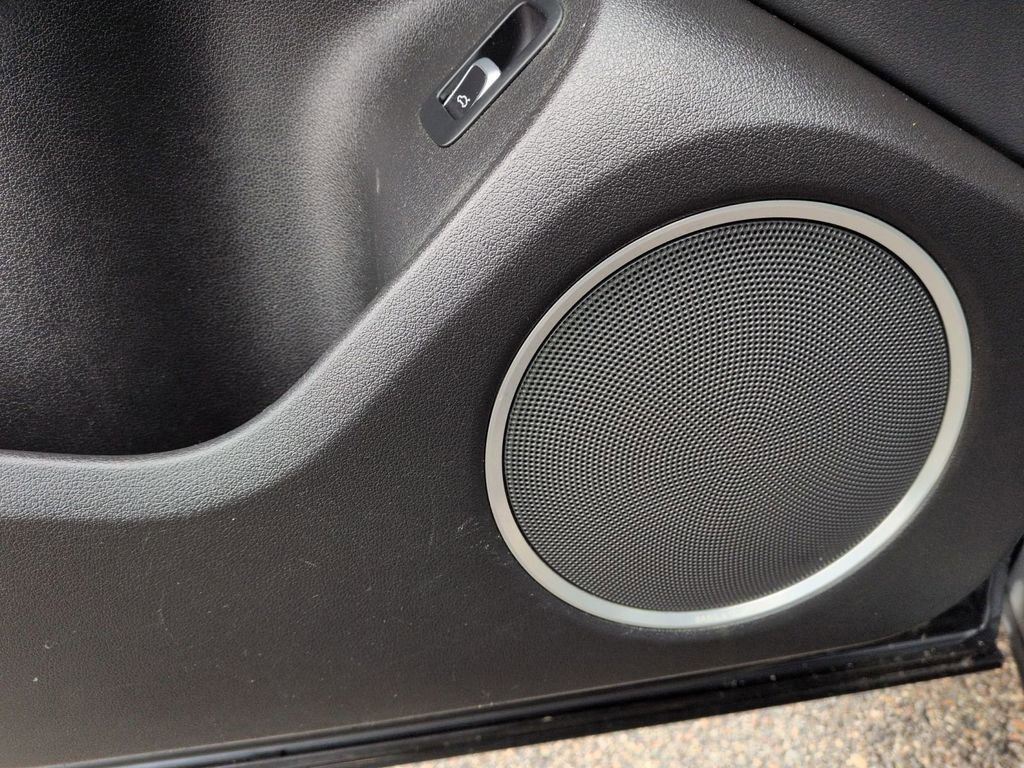 Used 2016 Audi Q5 2.0T Premium Plus w/ Technology Package AWD/4WD image 17