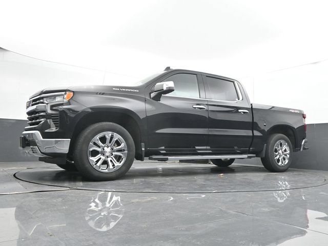 Used 2022 Chevrolet Silverado 1500 LTZ w/ LTZ Convenience Package II AWD/4WD image 27