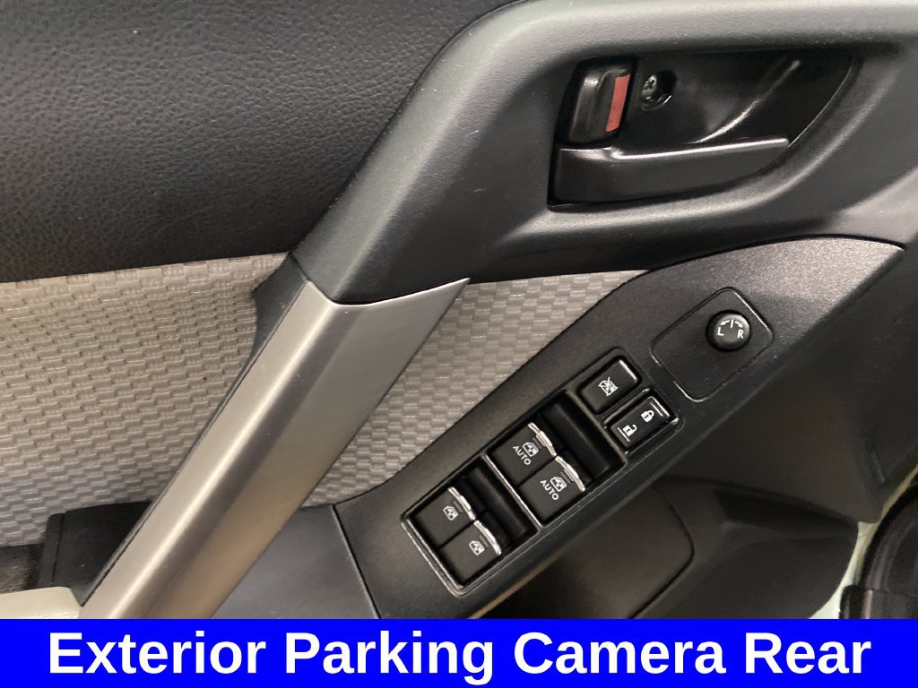 Used 2018 Subaru Forester 2.5i Premium w/ All-Weather Package AWD/4WD image 9