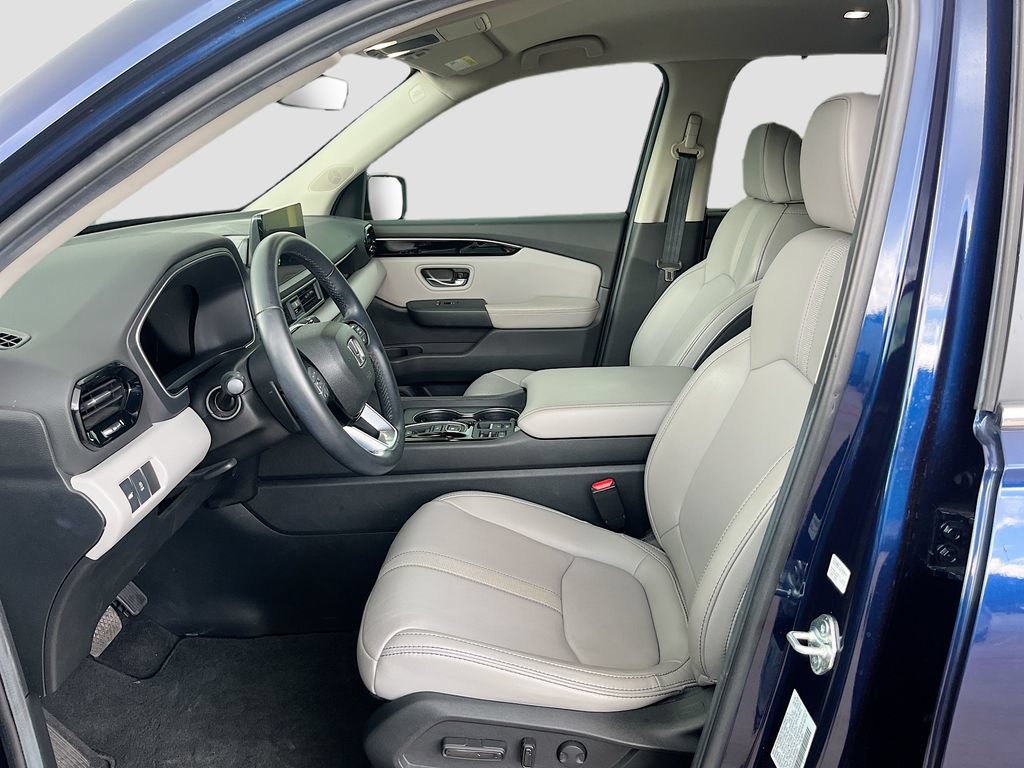 Used 2025 Honda Pilot EX-L image 22