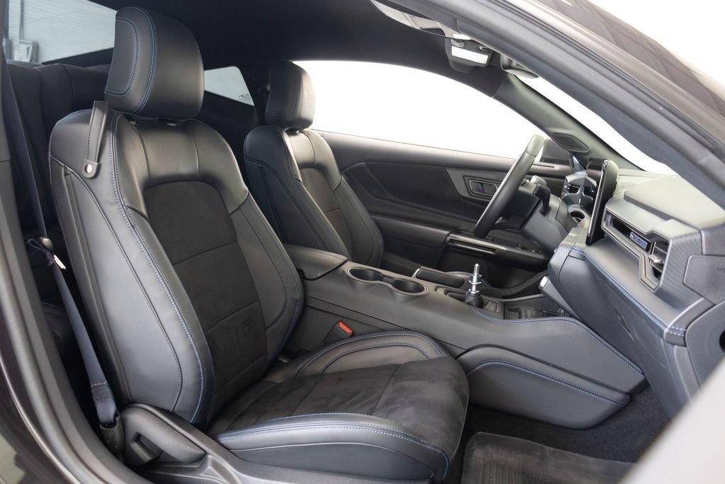 Used 2024 Ford Mustang Dark Horse RWD image 22