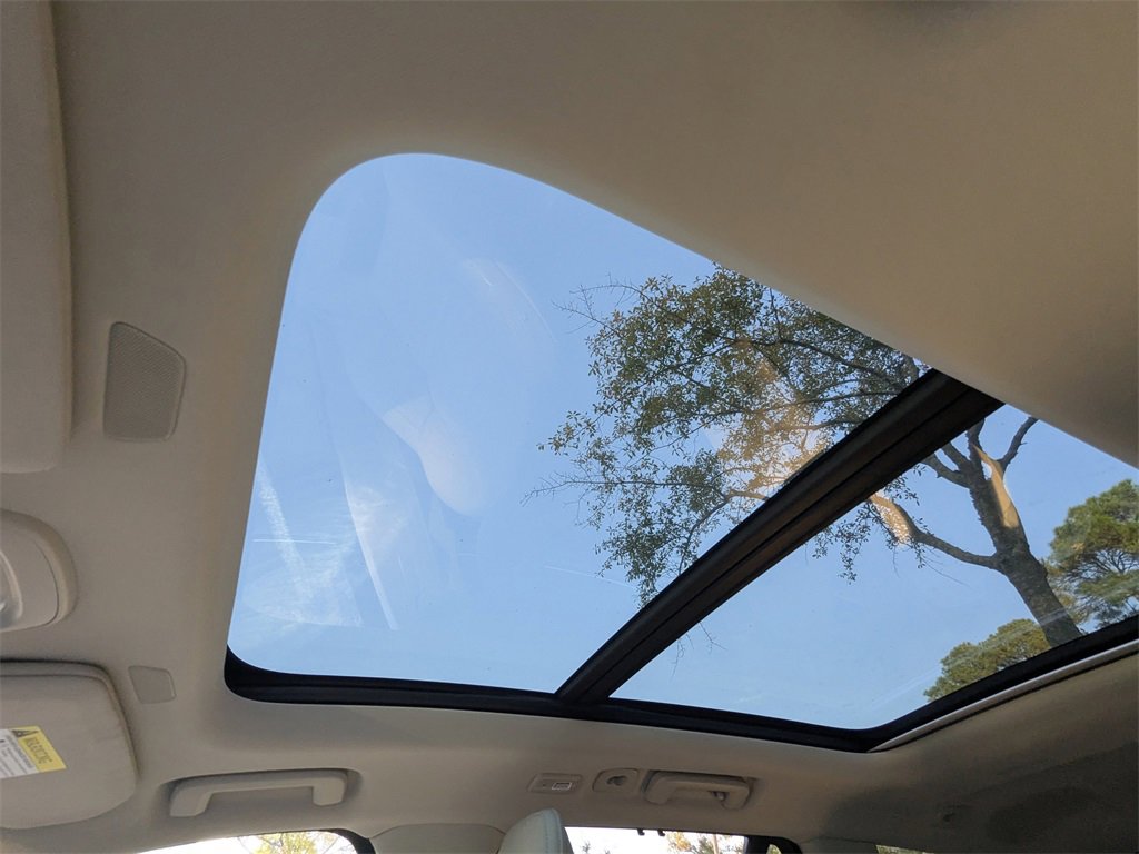 Certified 2023 Volvo XC90 B6 Ultimate w/ Protection Package Premier image 22