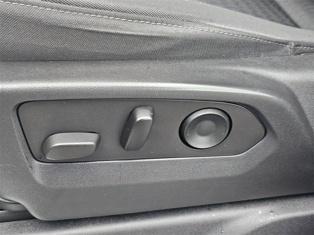 Used 2022 Chevrolet Silverado 1500 LT Trail Boss w/ Protection Package image 33