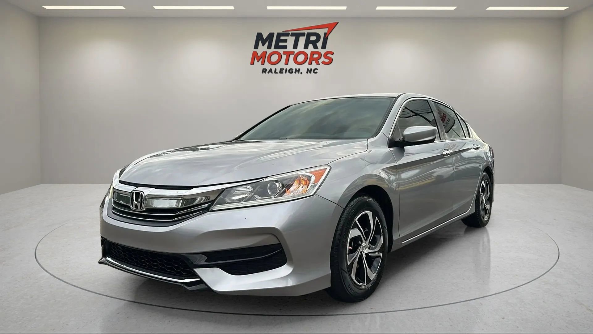 Used 2017 Honda Accord LX image 15