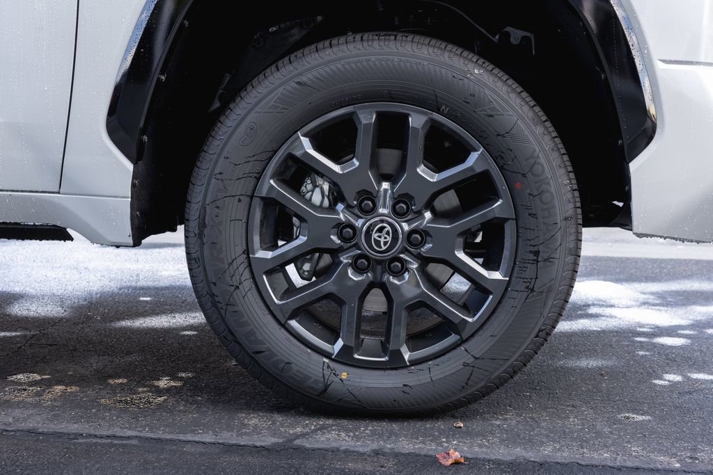 New 2026 Toyota Tundra Platinum image 4