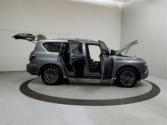 Used 2023 Nissan Armada Platinum w/ Captain's Chairs Package image 16