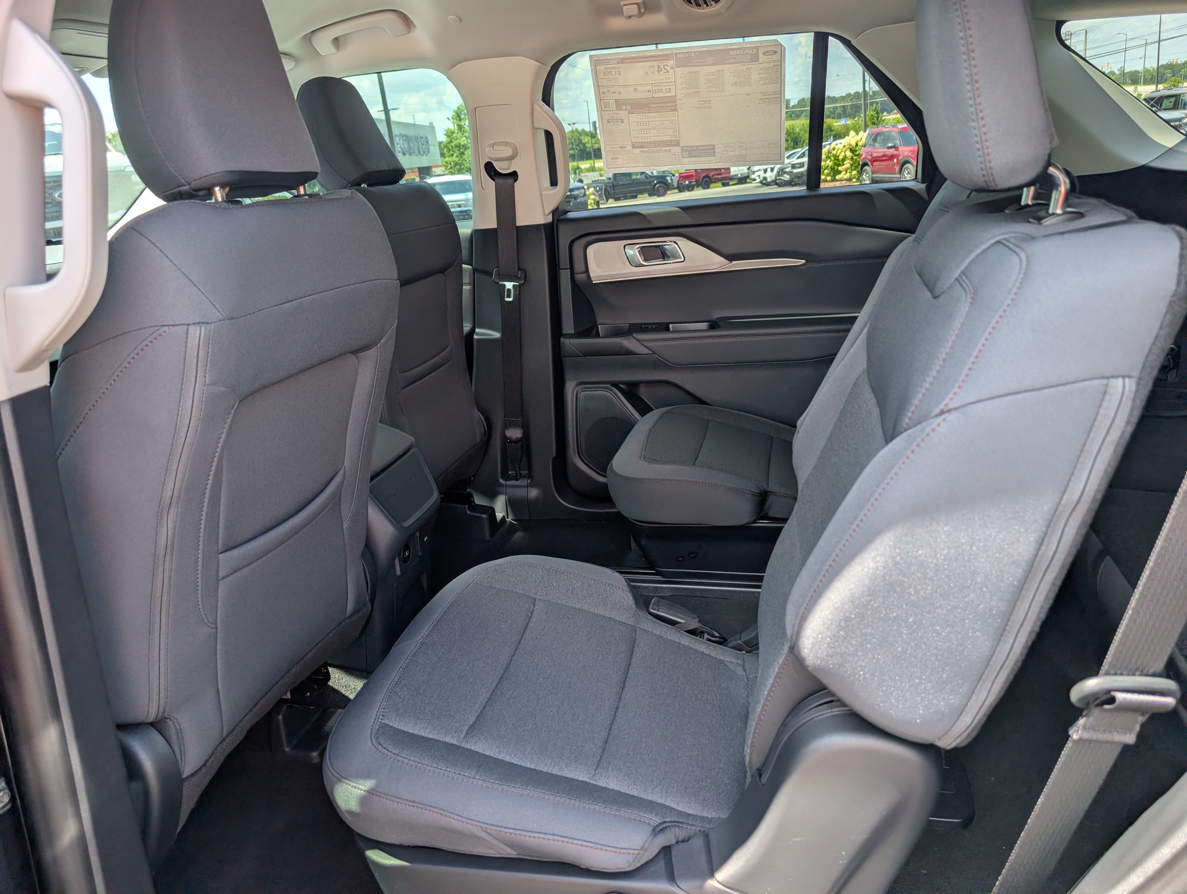 New 2026 Ford Explorer Active RWD image 15