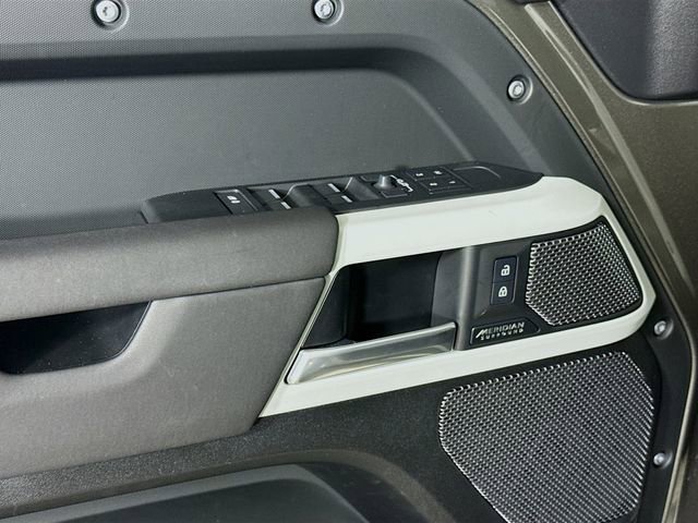 Certified 2024 Land Rover Defender 110 X-Dynamic SE image 20