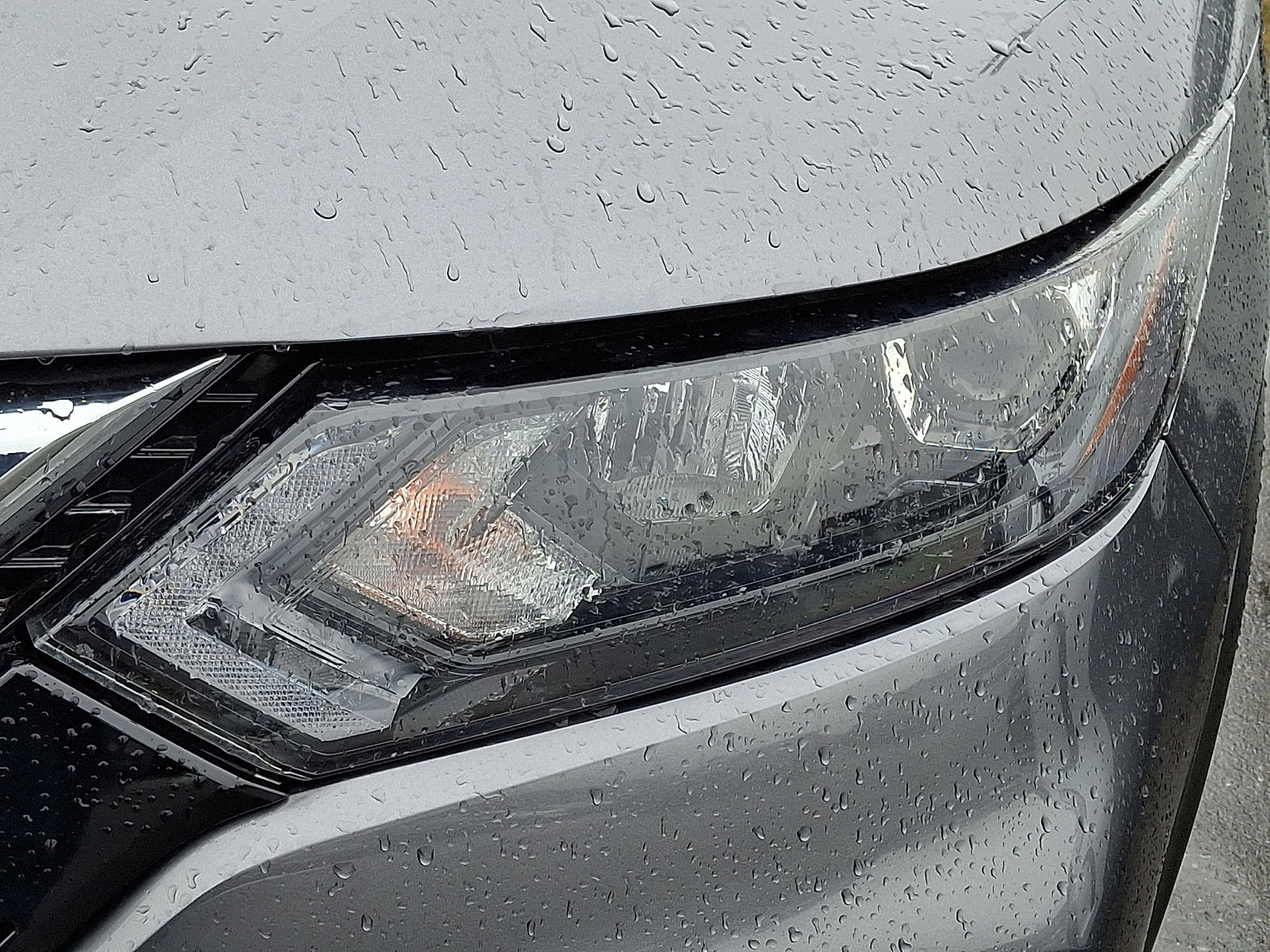 Used 2020 Nissan Rogue Sport S image 9