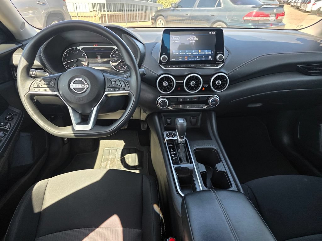 Used 2024 Nissan Sentra SV FWD image 16