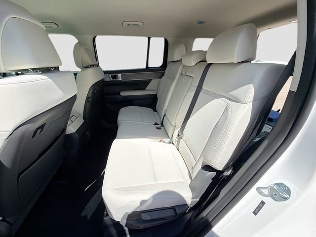 New 2026 Hyundai Santa Fe SE image 23