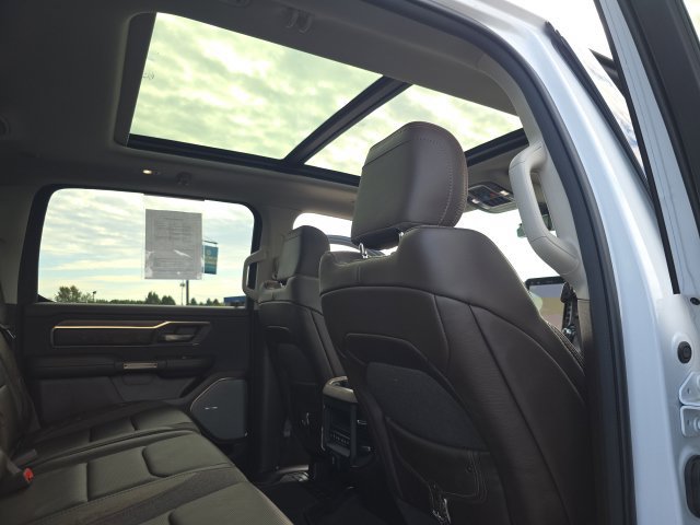 Used 2026 RAM 1500 Limited AWD/4WD image 36