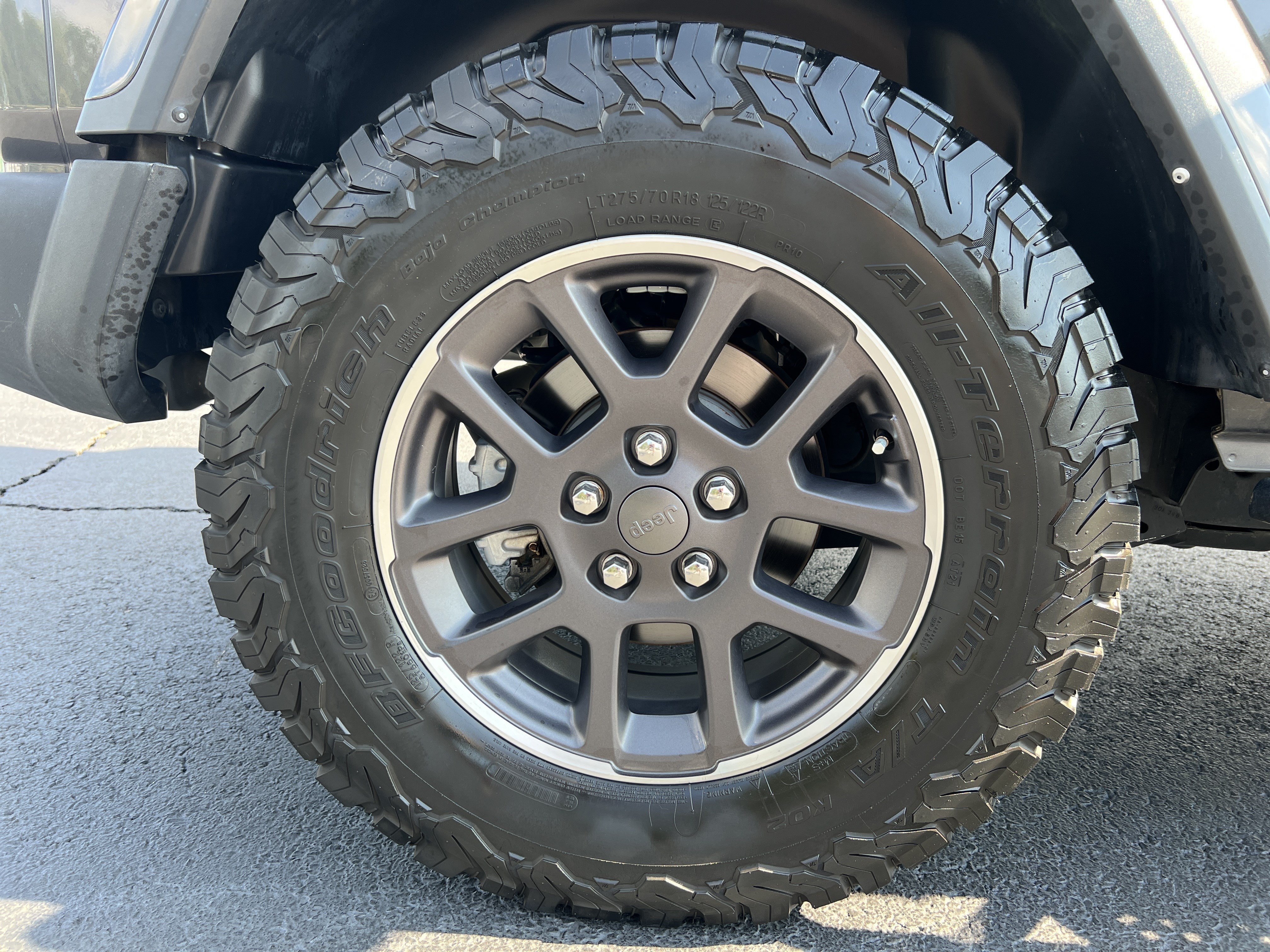 Used 2021 Jeep Wrangler Sport AWD/4WD image 16