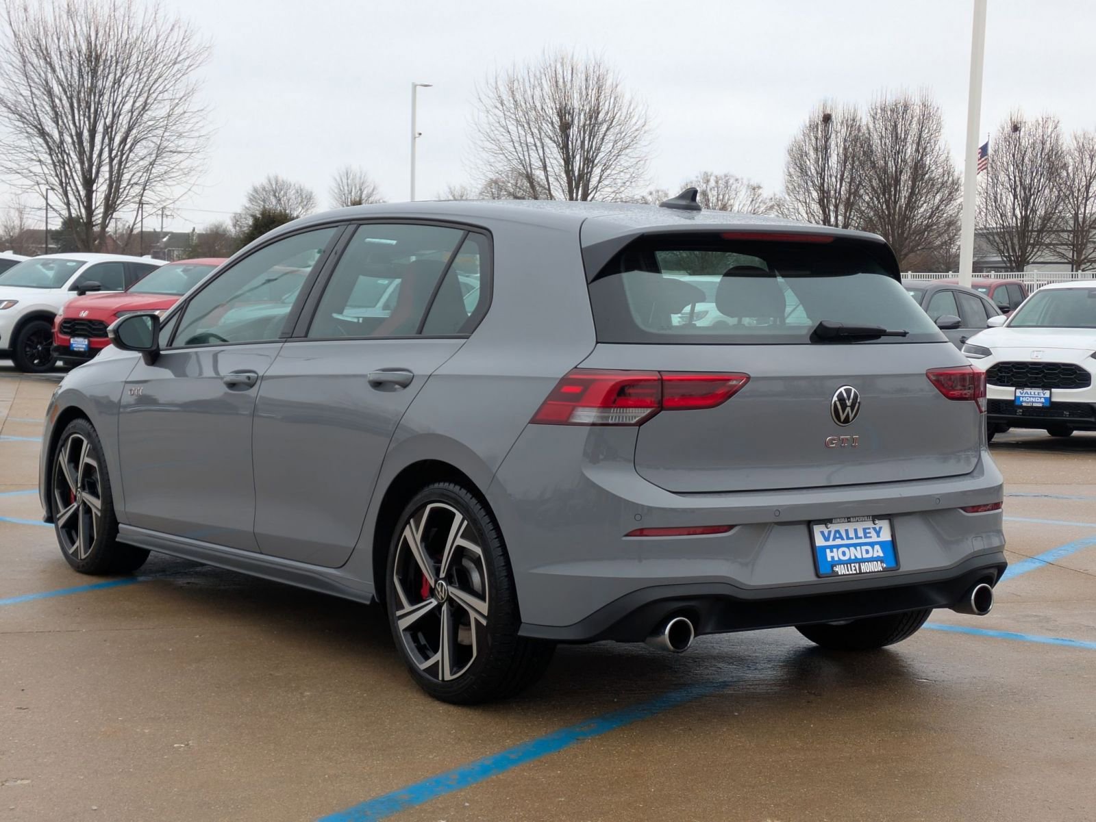 Used 2025 Volkswagen GTI SE image 8