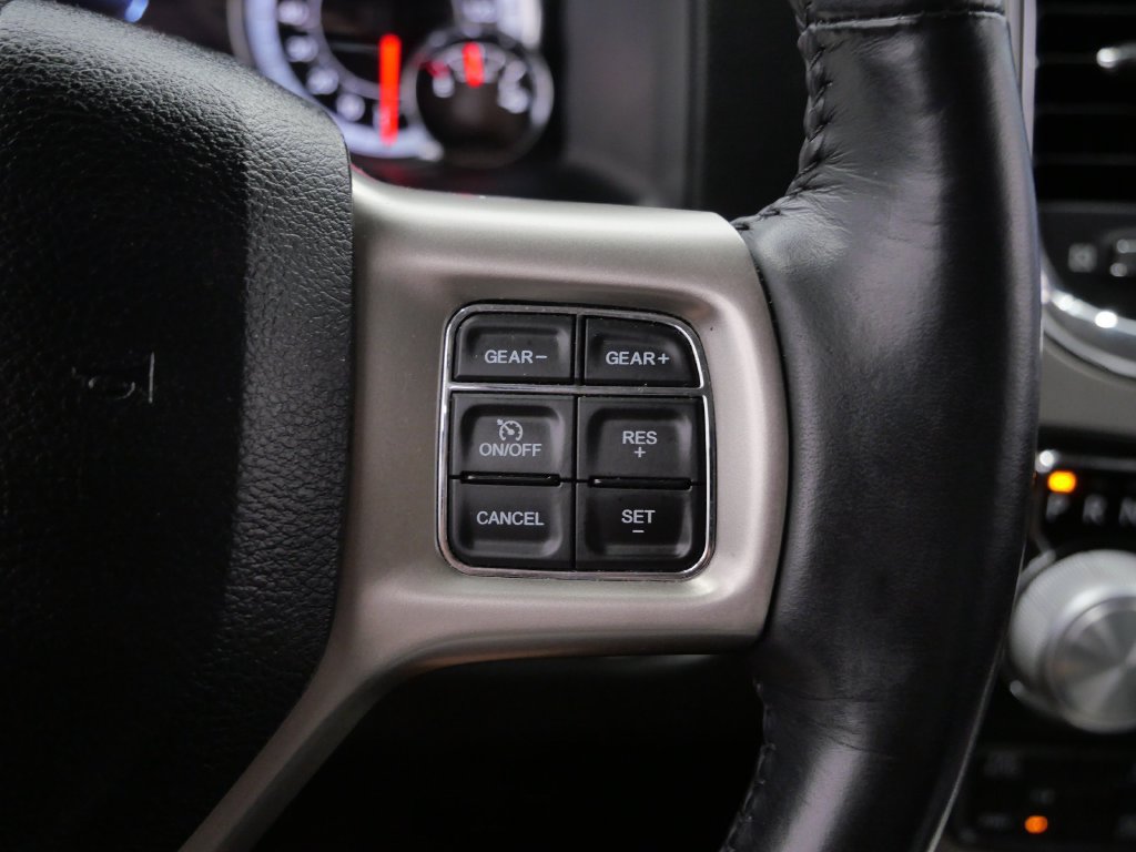 Used 2018 RAM 1500 Laramie w/ Convenience Group AWD/4WD image 19