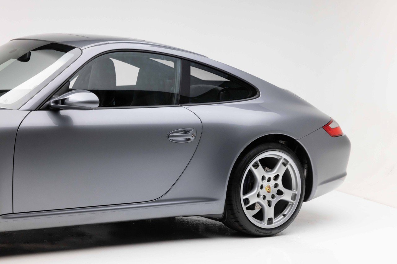 Used 2006 Porsche 911 Carrera RWD image 35