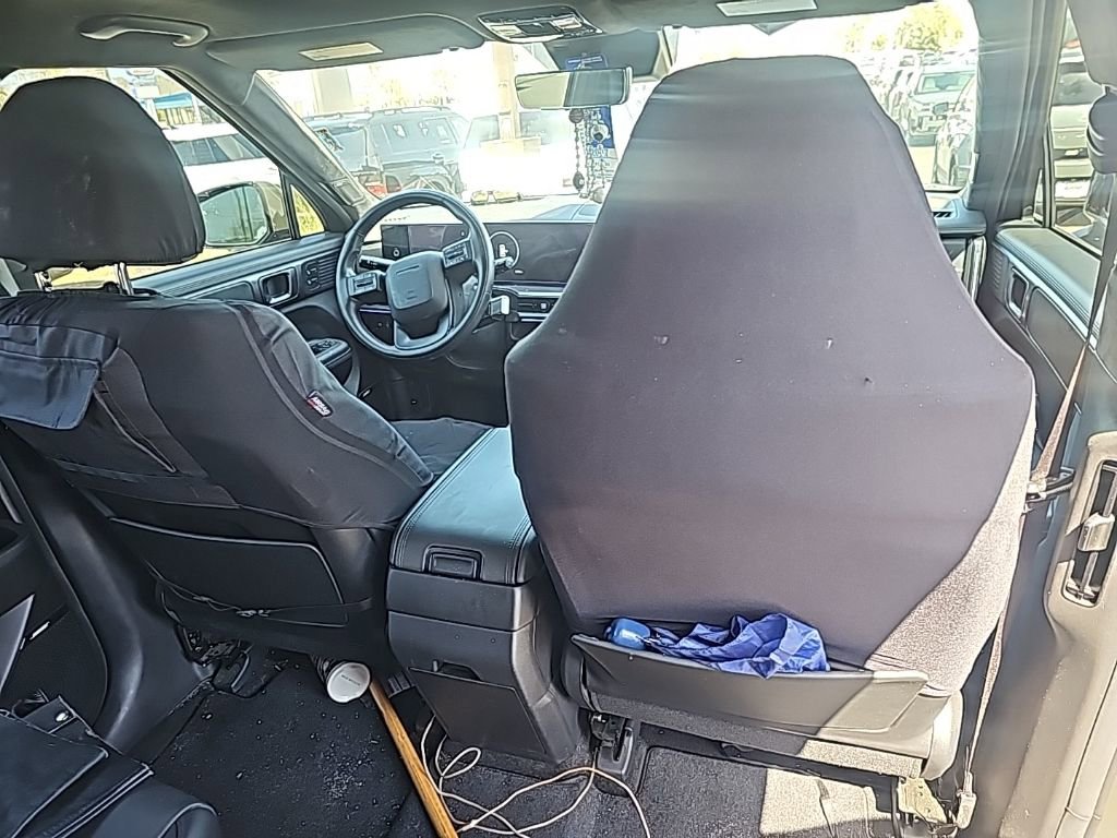 Used 2025 Hyundai Santa Fe Calligraphy image 15