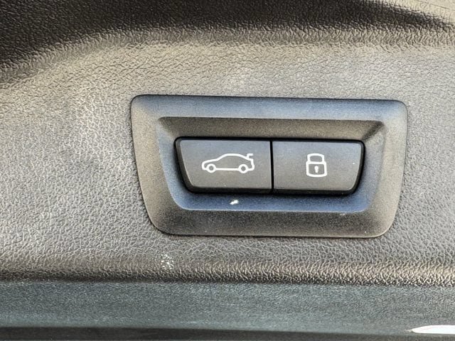 Used 2026 BMW X5 sDrive40i RWD image 36