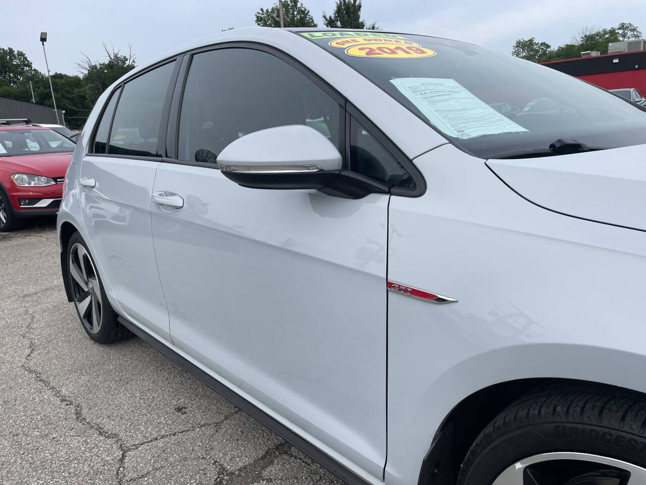 Used 2019 Volkswagen Golf 4-Door FWD image 10