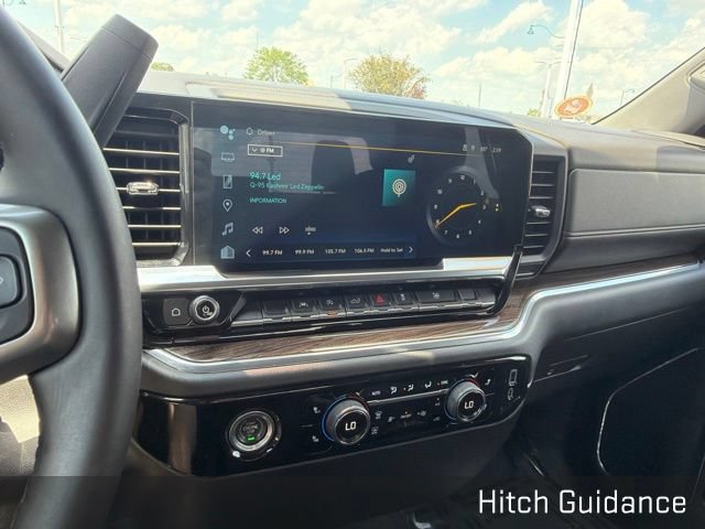 Used 2023 Chevrolet Silverado 1500 LT AWD/4WD image 34