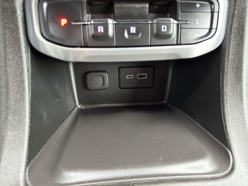 Used 2023 GMC Acadia SLE w/ Driver Convenience Package image 21