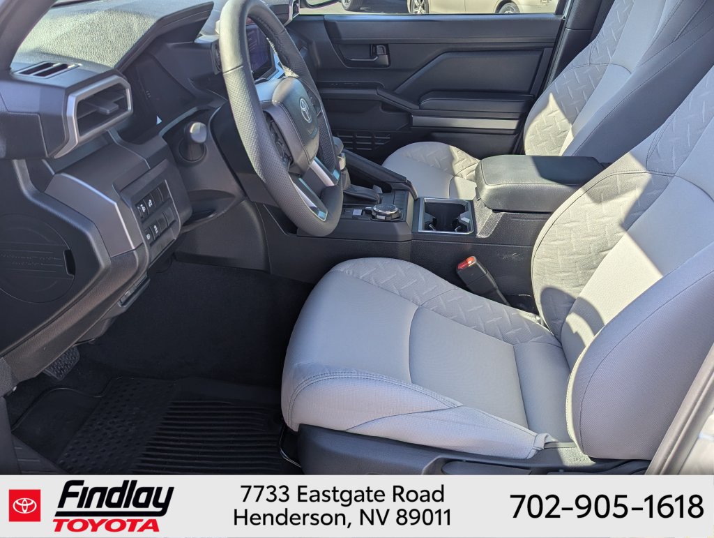 Certified 2025 Toyota Tacoma SR5 AWD/4WD image 10
