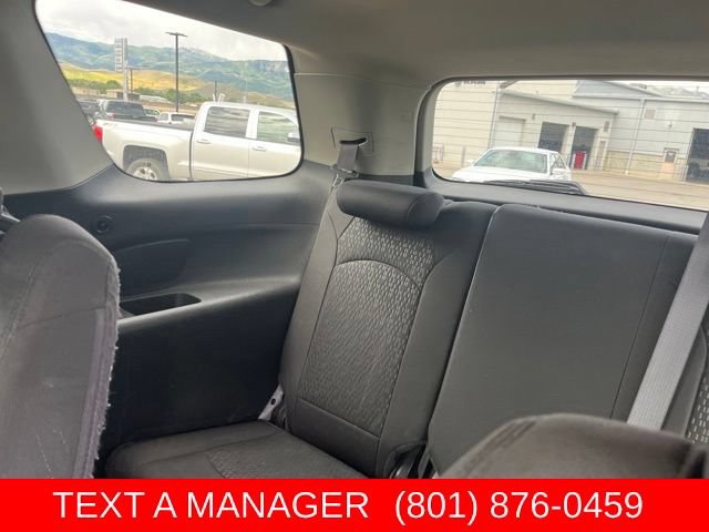 Used 2012 GMC Acadia SLE AWD/4WD image 16