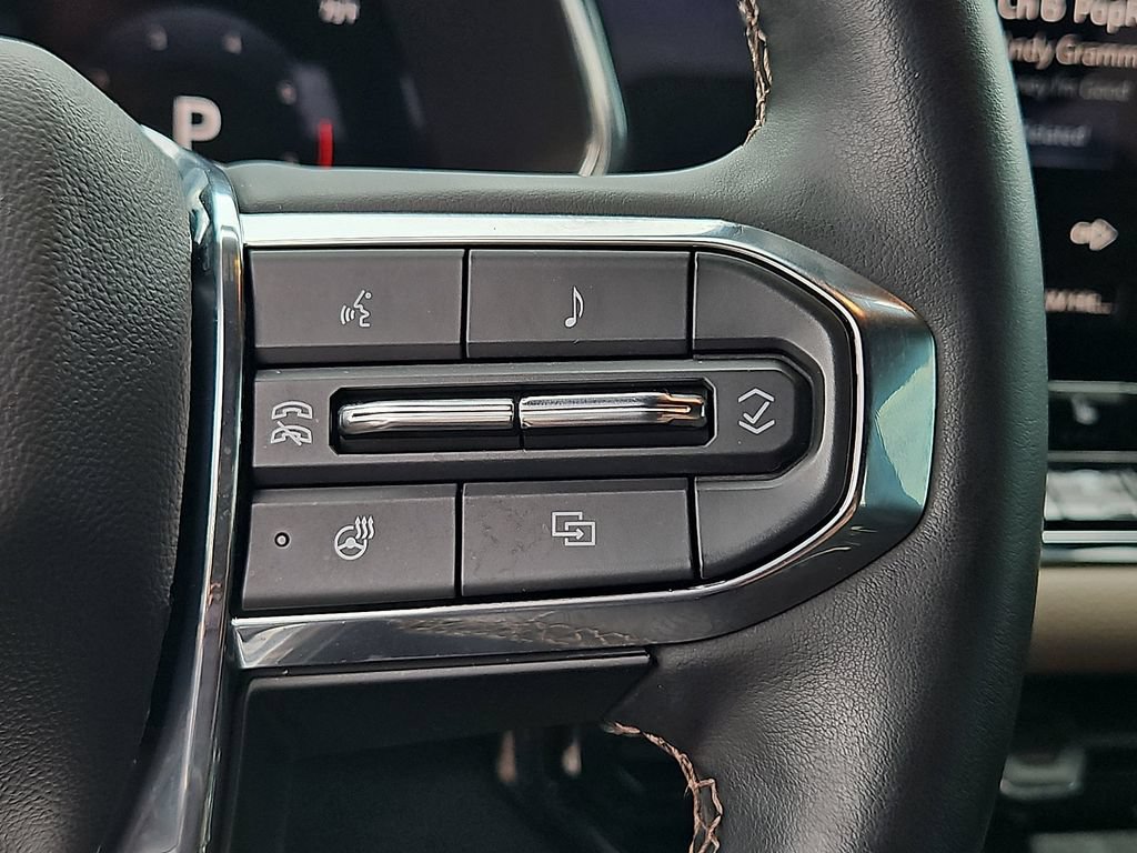 Used 2023 GMC Canyon Denali AWD/4WD image 23