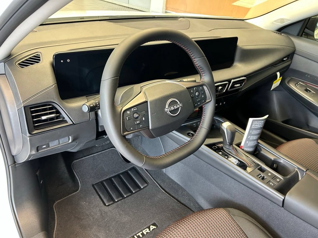 New 2026 Nissan Sentra SR w/ Floor Mat Package FWD image 21