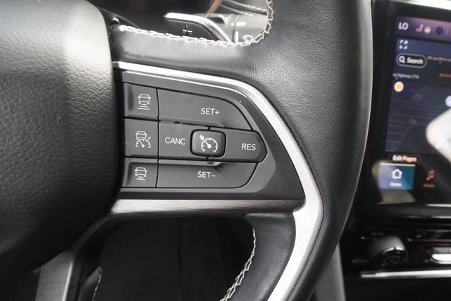 Used 2021 Jeep Grand Cherokee L Limited RWD image 15