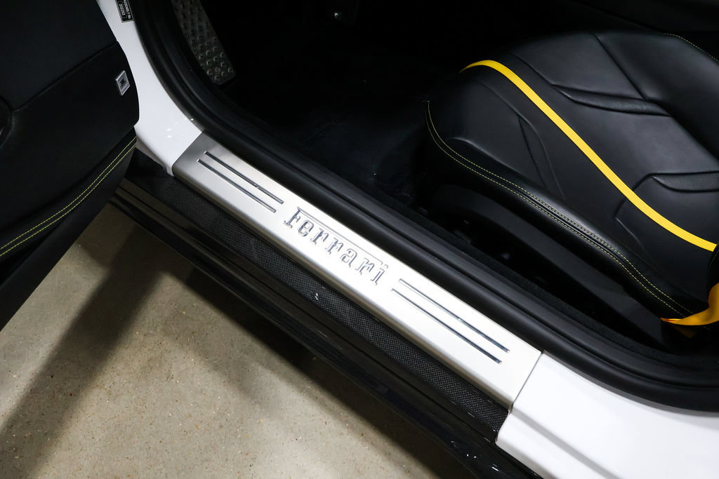 Used 2022 Ferrari 812 GTS RWD image 60