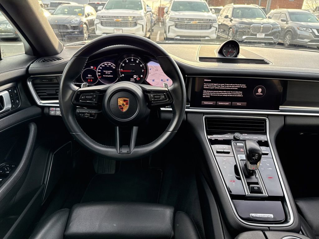 Used 2022 Porsche Panamera 4 Platinum Edition image 18