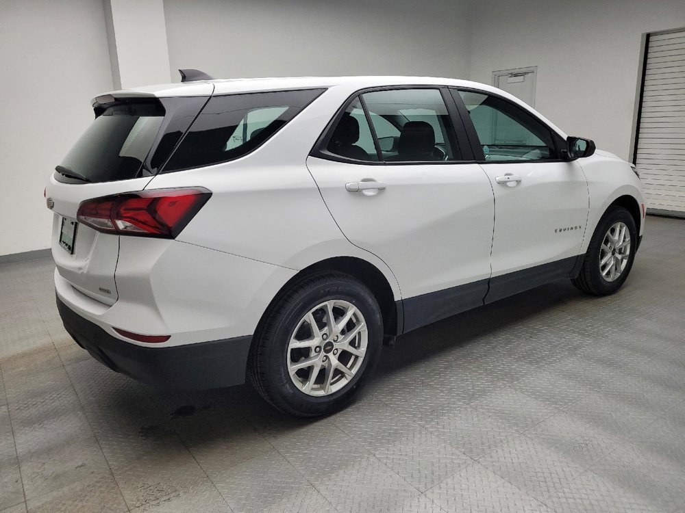 Used 2022 Chevrolet Equinox LS w/ LPO, Floor Liner Package image 10