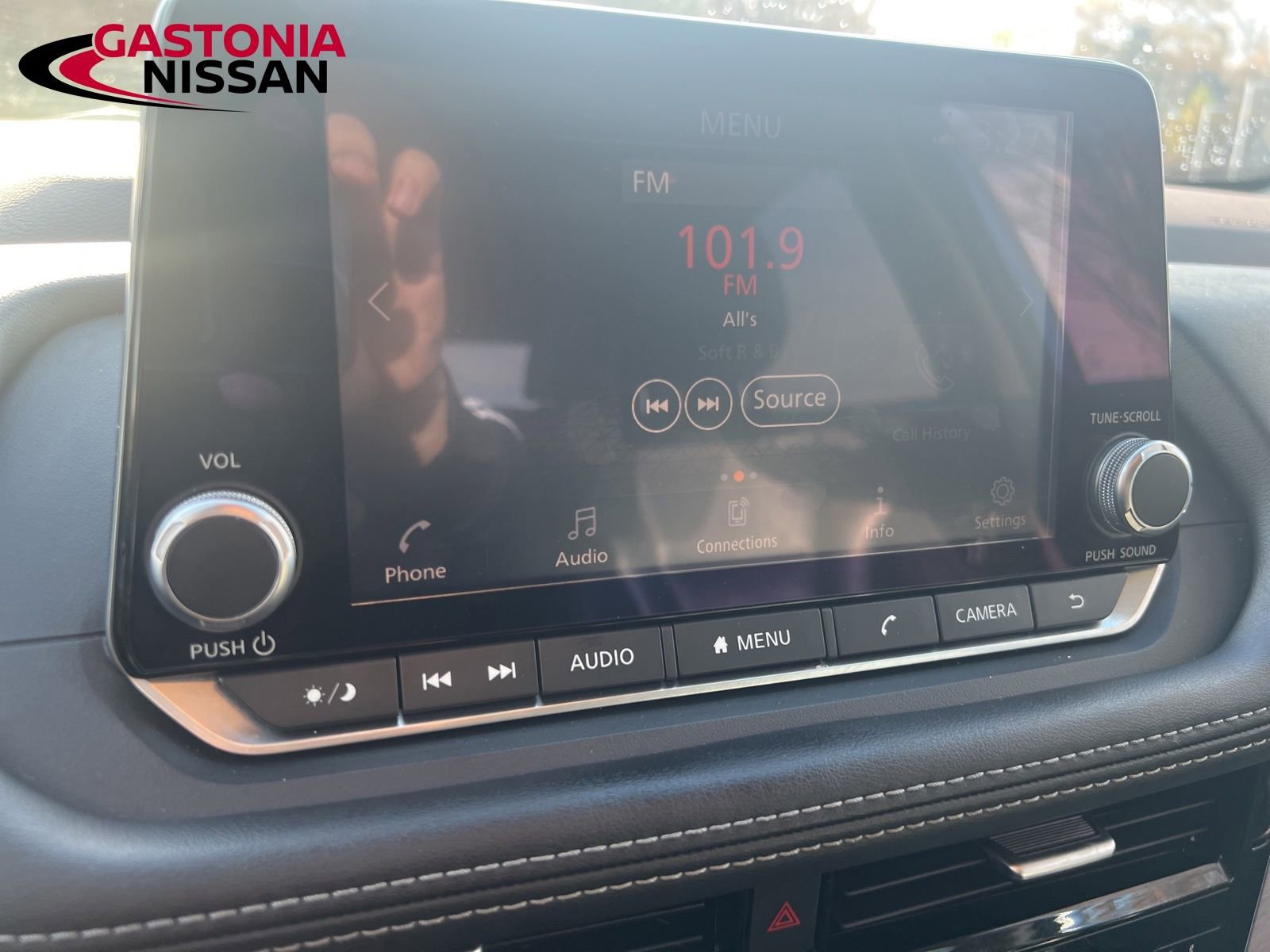 Used 2021 Nissan Rogue SL image 44