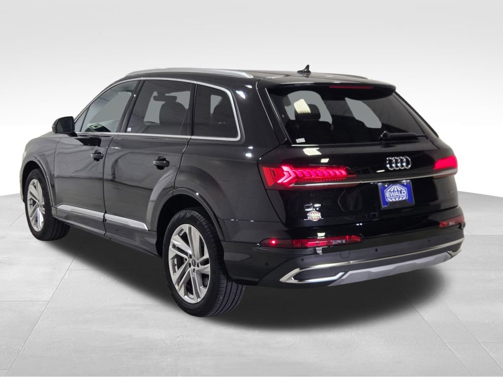 Used 2023 Audi Q7 2.0T Premium w/ Convenience Package AWD/4WD image 24