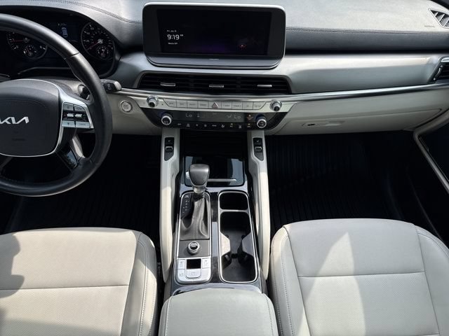 Used 2022 Kia Telluride S FWD image 15