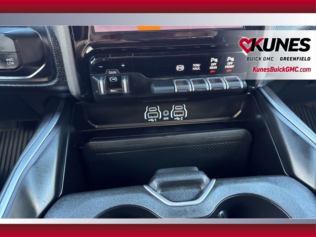 Used 2025 RAM 2500 Big Horn AWD/4WD image 23