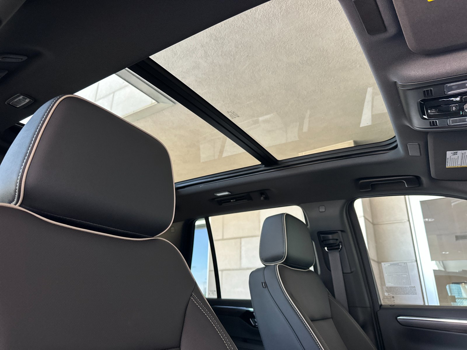 New 2026 Chevrolet Tahoe Premier w/ Sun And Tow Package AWD/4WD image 18