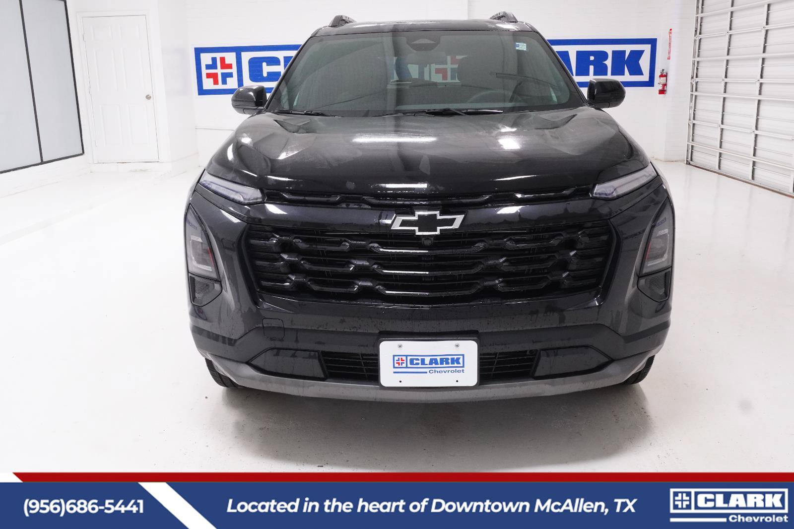 New 2027 Chevrolet Equinox LT w/ Convenience Package II FWD image 2