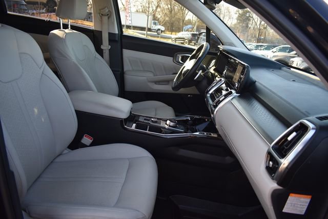 Used 2024 Kia Sorento SX Prestige image 14
