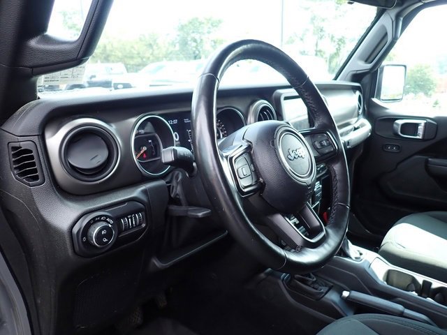 Used 2022 Jeep Gladiator Willys image 14