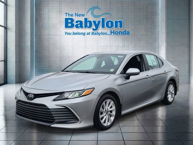 Used 2023 Toyota Camry LE FWD image 1
