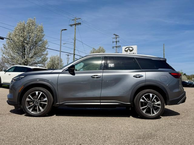 Used 2023 INFINITI QX60 Luxe image 3